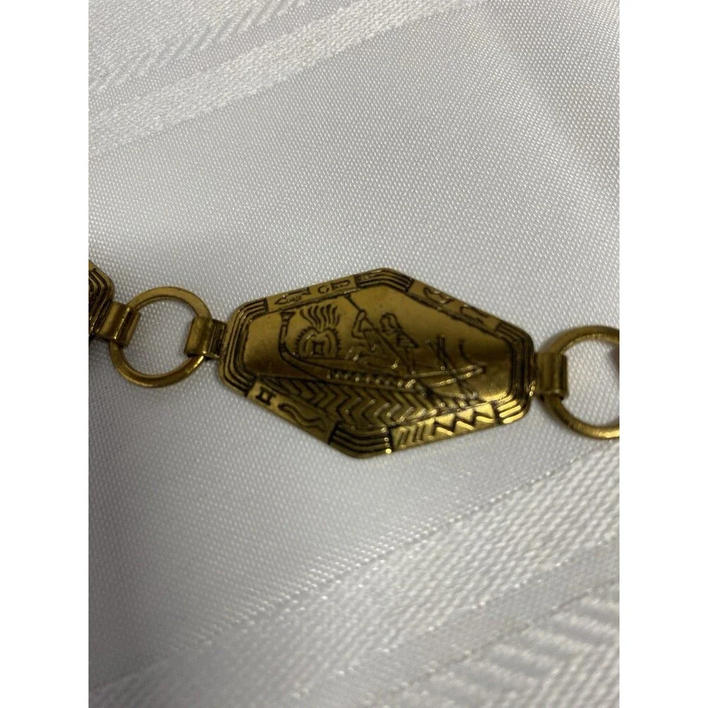 Gold Tone Chain Belt – Engraved Decorative Links & Clasp Vintage Fashion Accesso
